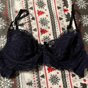 Purple Victorias Secret Very Sexy Bra size 34B